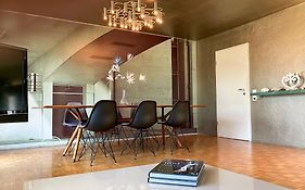 NEU: Designerwohnung nahe Messe und Flughafen